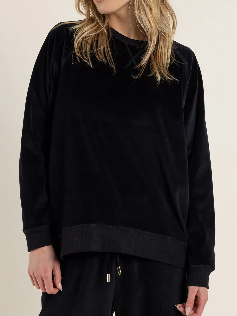 TWO-T'S VELOUR SWEAT sold by ENNI