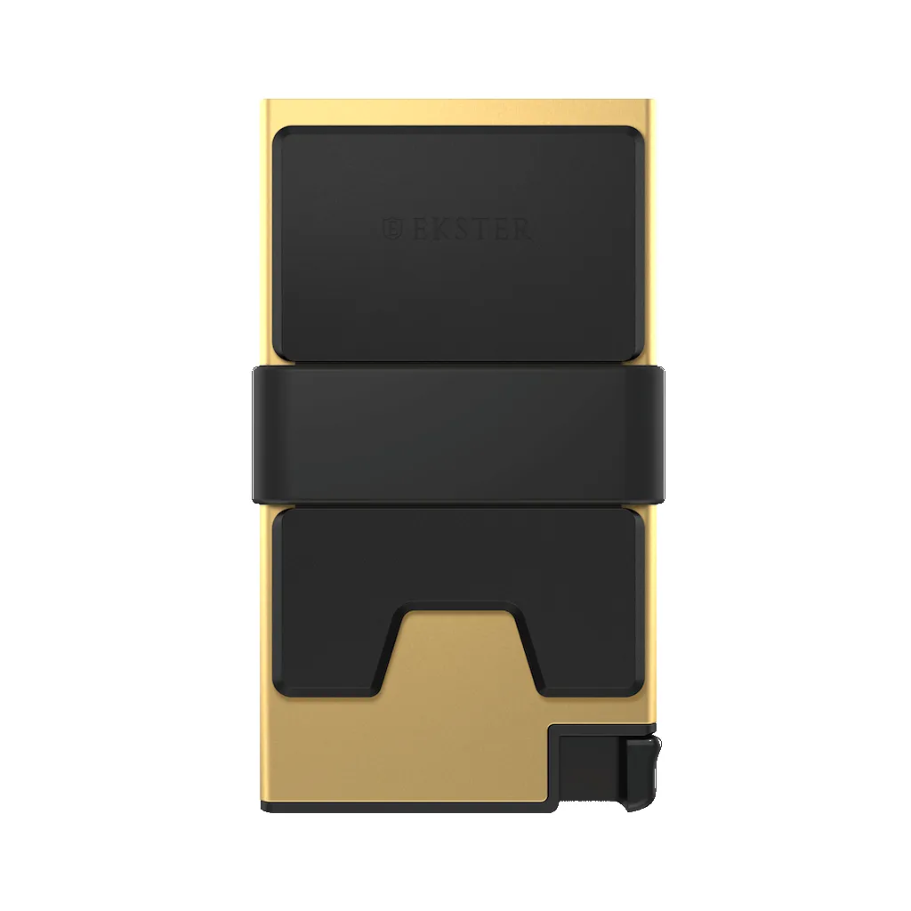 18K Gold Cardholder sold by Ekster product image thumbnail 4