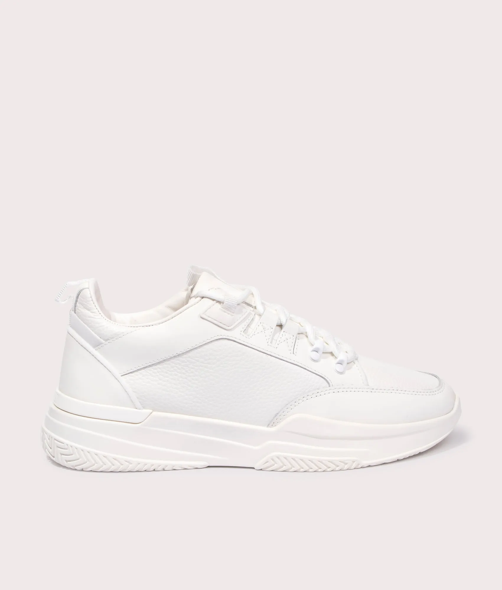 Elmore Trainers sold by EQVVS