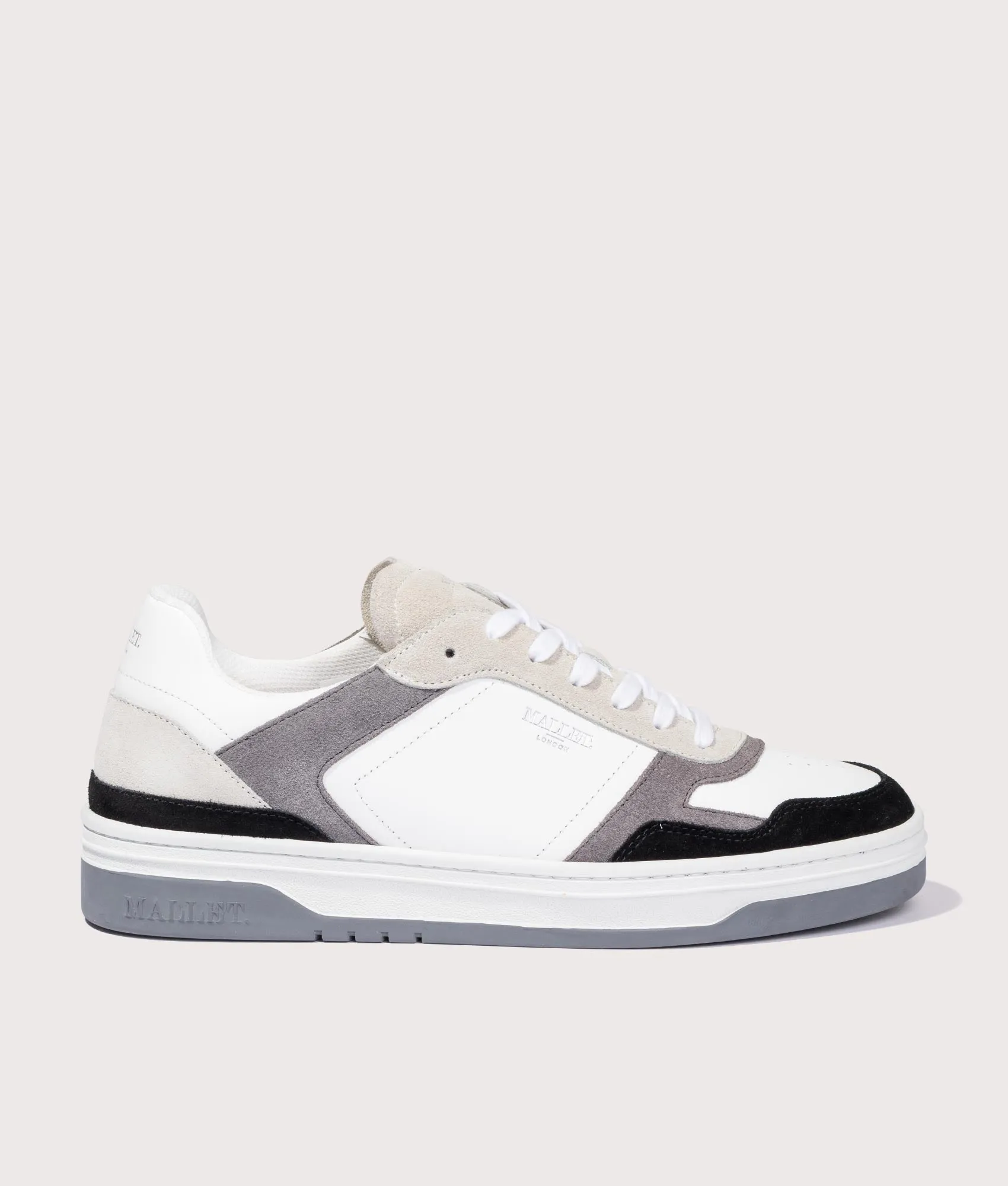 Barnsley Trainers sold by EQVVS