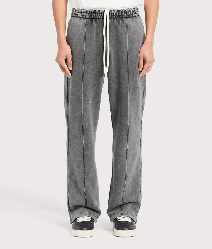 Initial Joggers sold by EQVVS