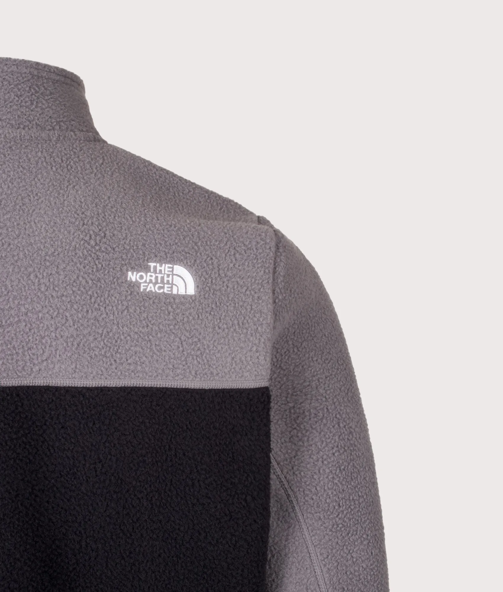 Regular Fit Yumiori Quarter Zip Fleece sold by EQVVS product image thumbnail 3