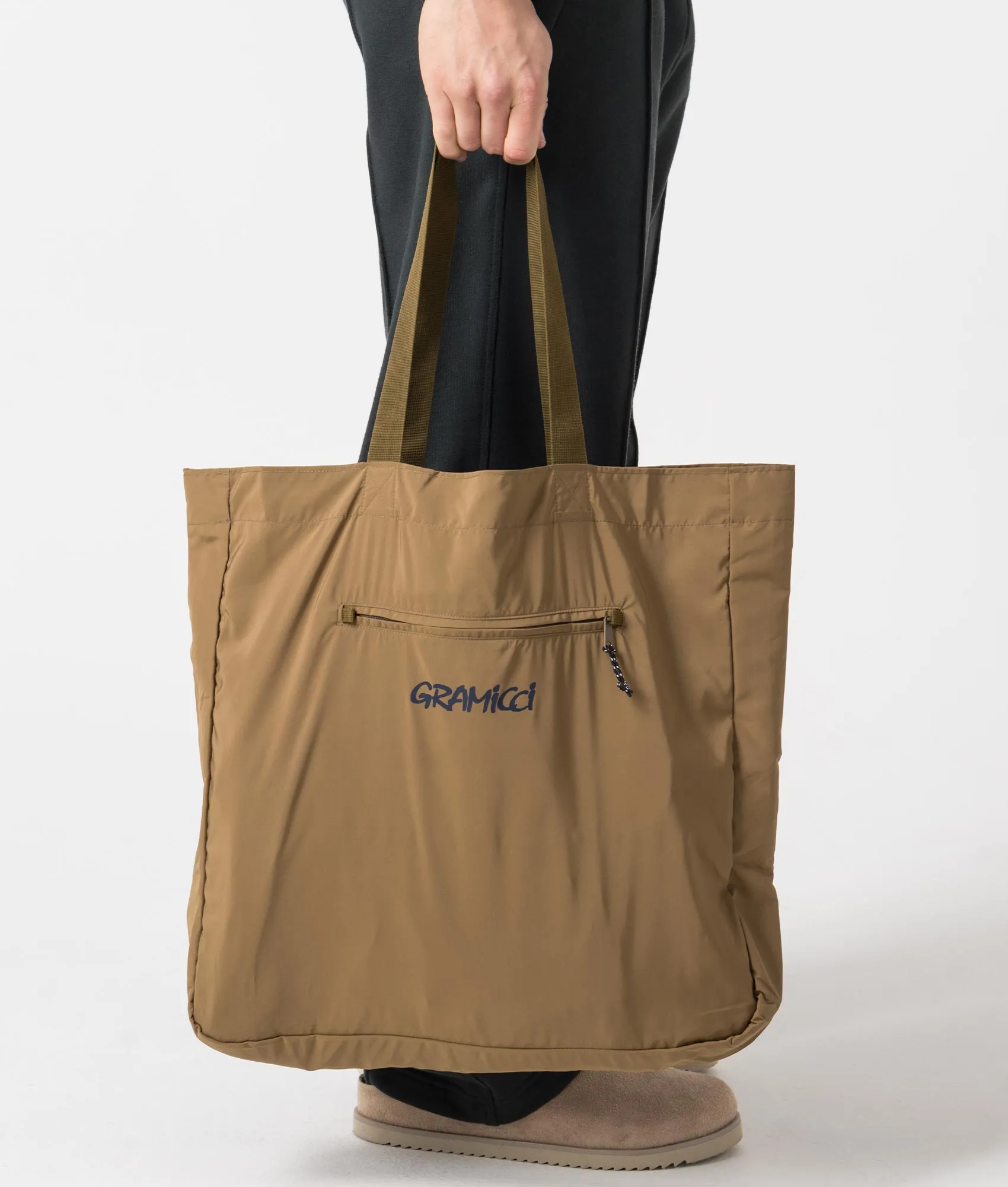 Shell Tote Bag sold by EQVVS