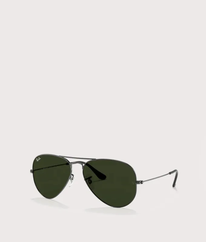 Aviator Large Metal Sunglasses made by Ray-Ban