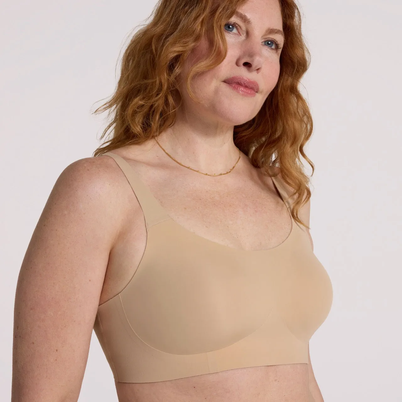 Structured Scoop Bra sold by Evelyn & Bobbie product image thumbnail 4
