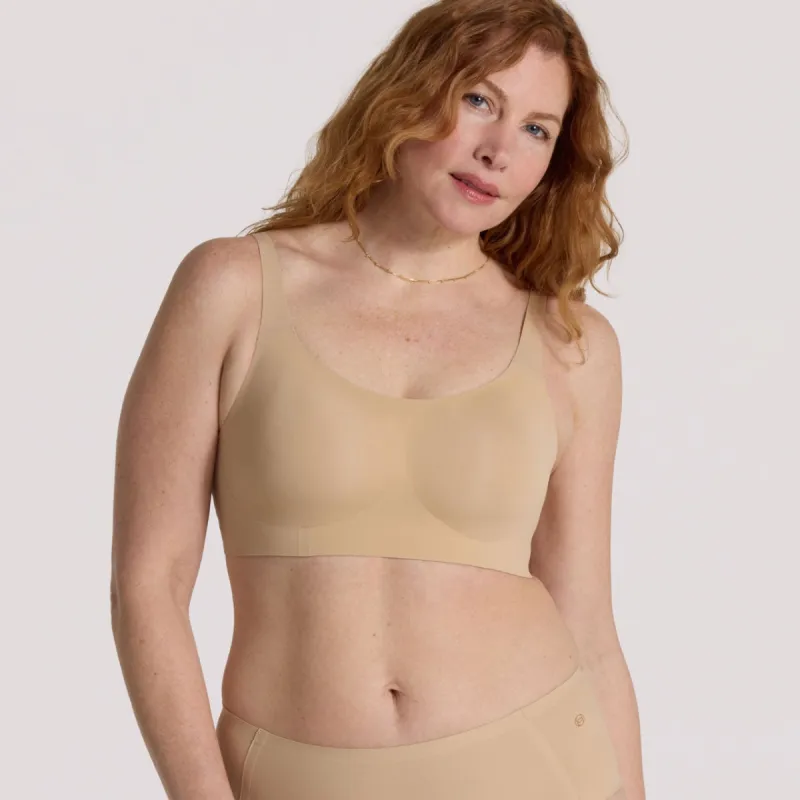 Structured Scoop Bra sold by Evelyn & Bobbie