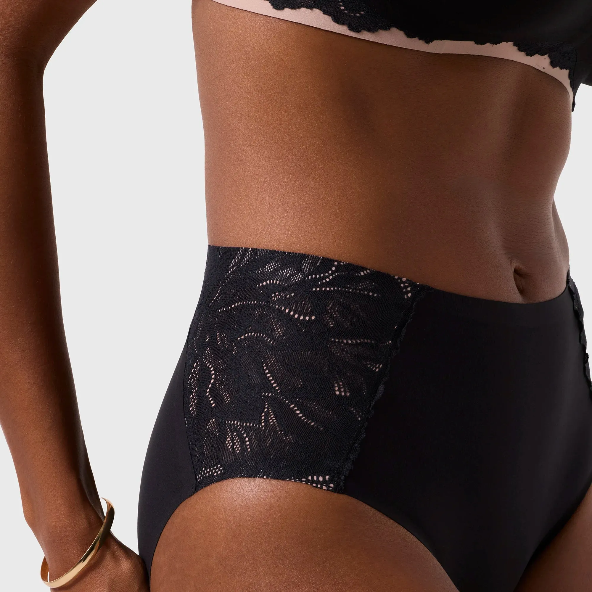 Smooth Lace High-waisted retro bikini sold by Evelyn & Bobbie product image thumbnail 3