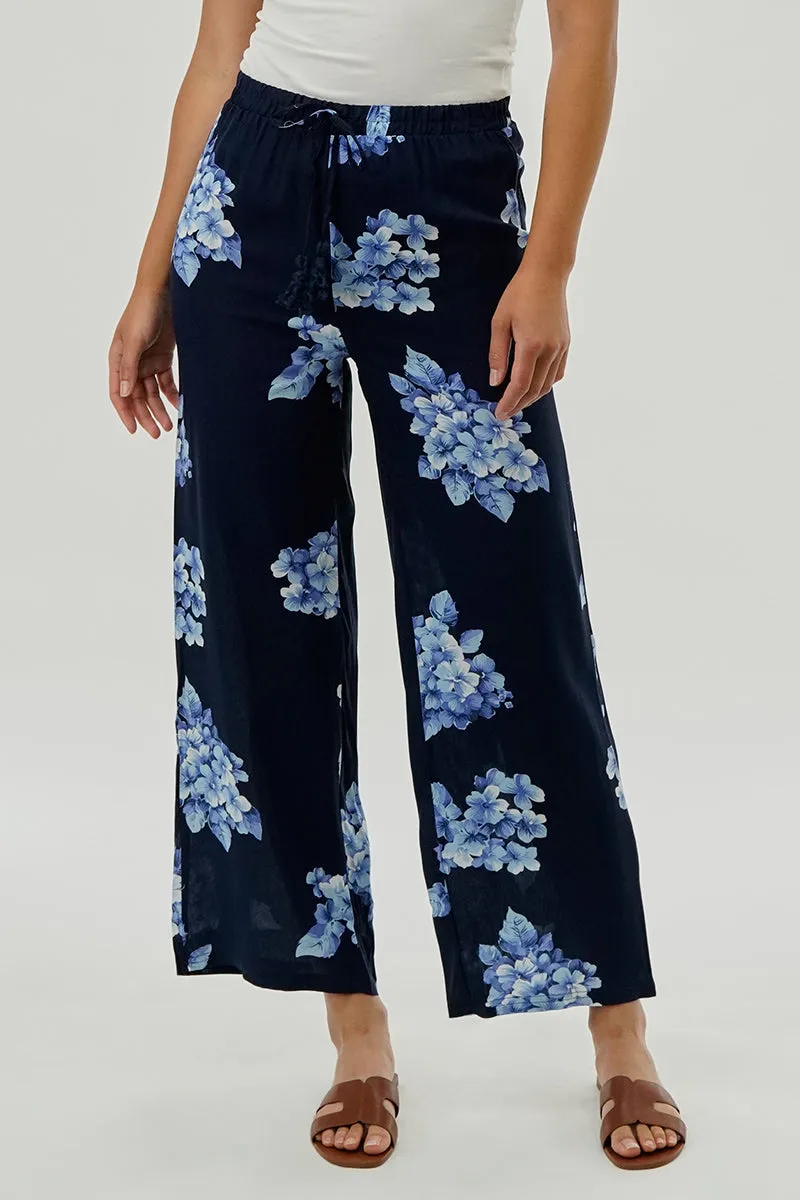 Beechers Brook Floral Drawstring Wide Leg Pants - Black sold by Fairweather