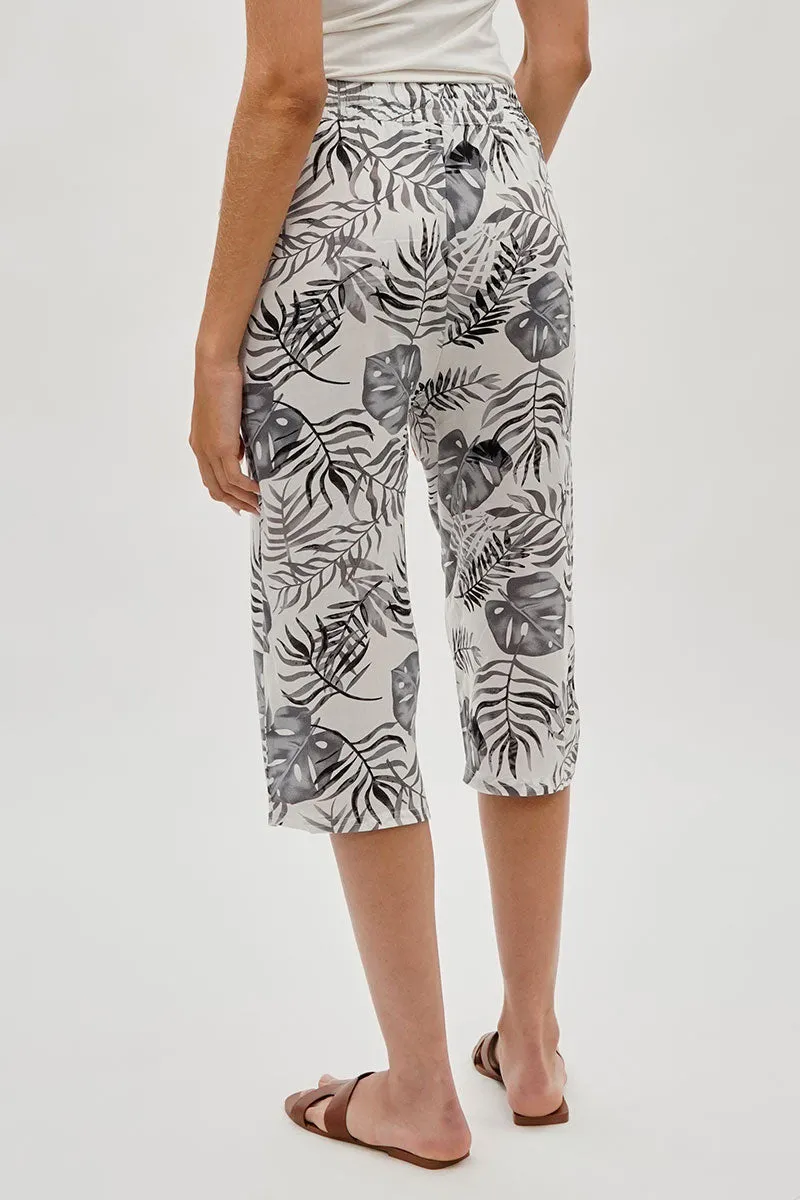 International INC Company Leaf Print Cropped Pants - White sold by Fairweather product image thumbnail 3