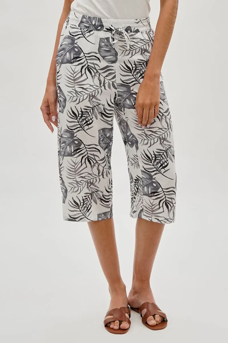 International INC Company Leaf Print Cropped Pants - White sold by Fairweather