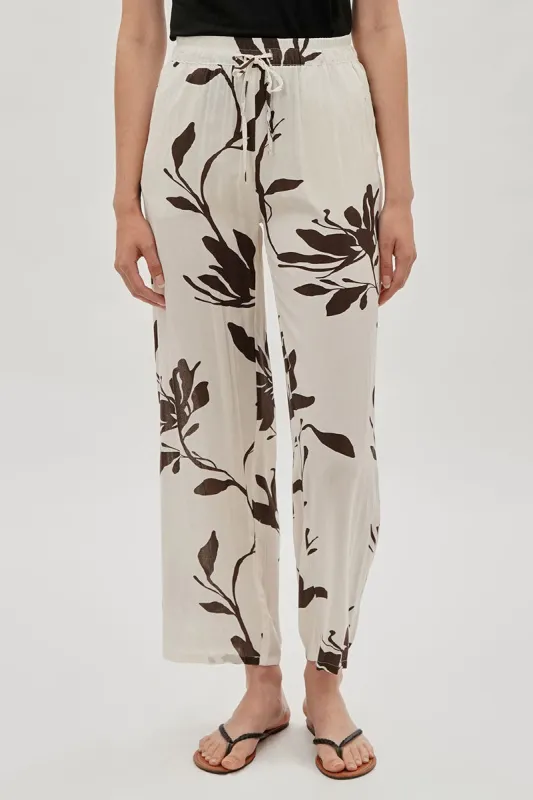 International INC Company Leaf Print Wide Leg Pants - White sold by Fairweather