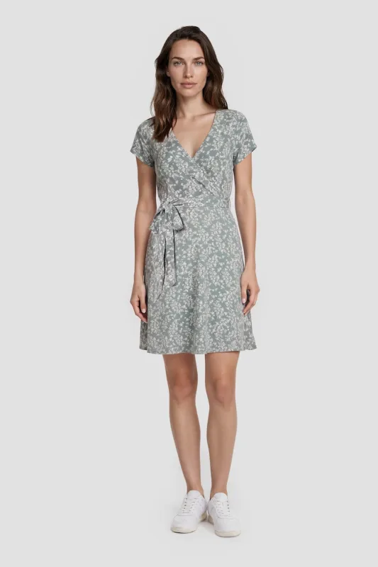 Short Sleeve V-Neck Tie-Up Day Dress - Green made by Fairweather