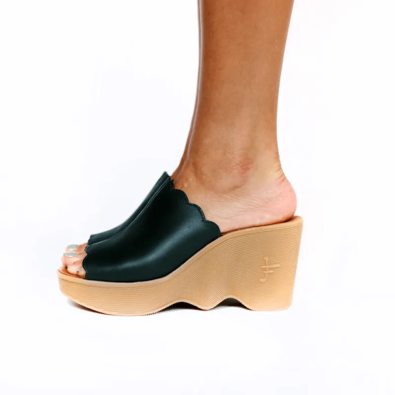 Upslide - Forest sold by Famolare