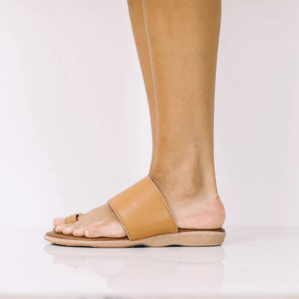 Band and Deliver - Cognac sold by Famolare product image thumbnail 5