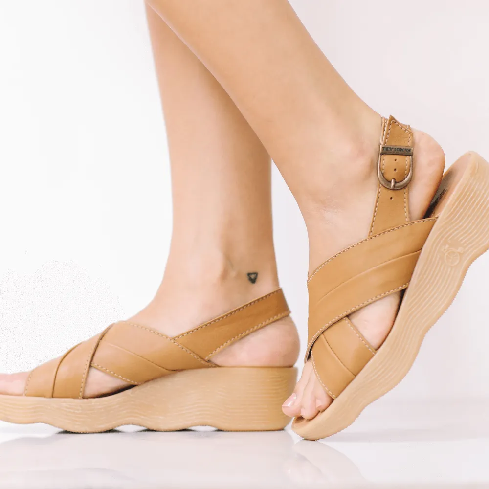 Chris Cross - Cognac sold by Famolare product image thumbnail 2