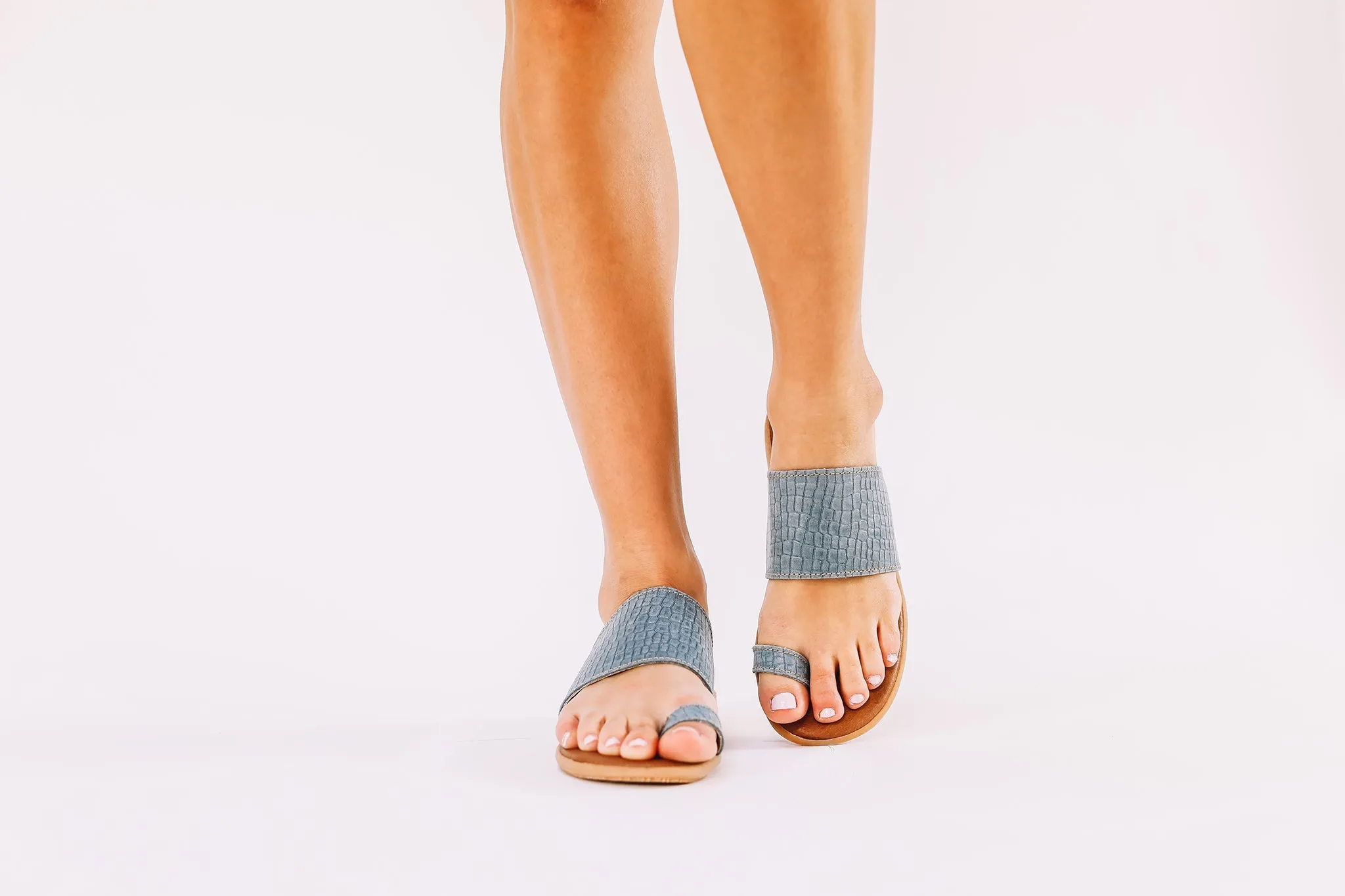 Band and Deliver - Aqua / Croc sold by Famolare product image thumbnail 3