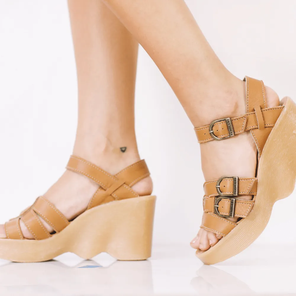 Buckleberry Finn - Cognac sold by Famolare product image thumbnail 2