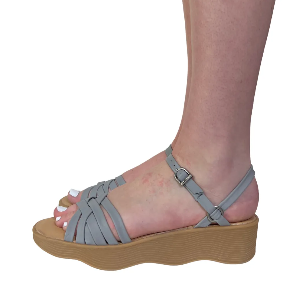 Strappy Camper - Cement sold by Famolare