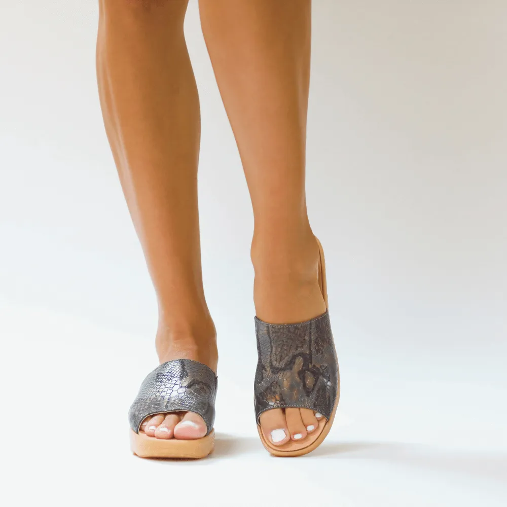 Slide N Seek - Snake sold by Famolare product image thumbnail 3