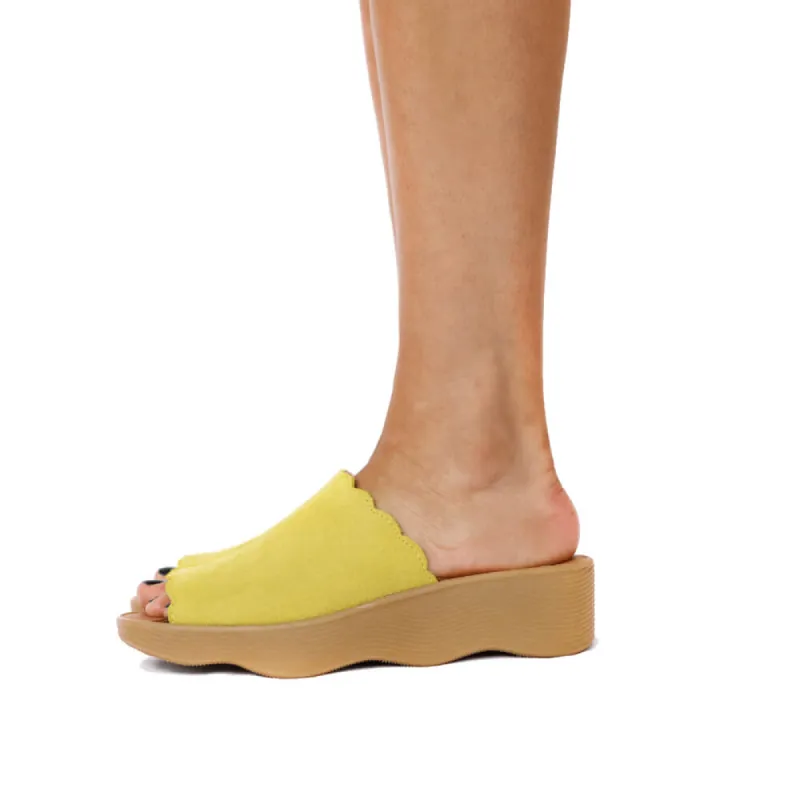 Slide Over - Moss sold by Famolare