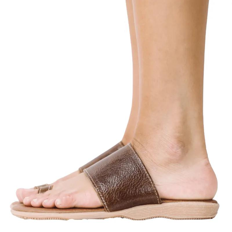 Band and Deliver - Earth sold by Famolare