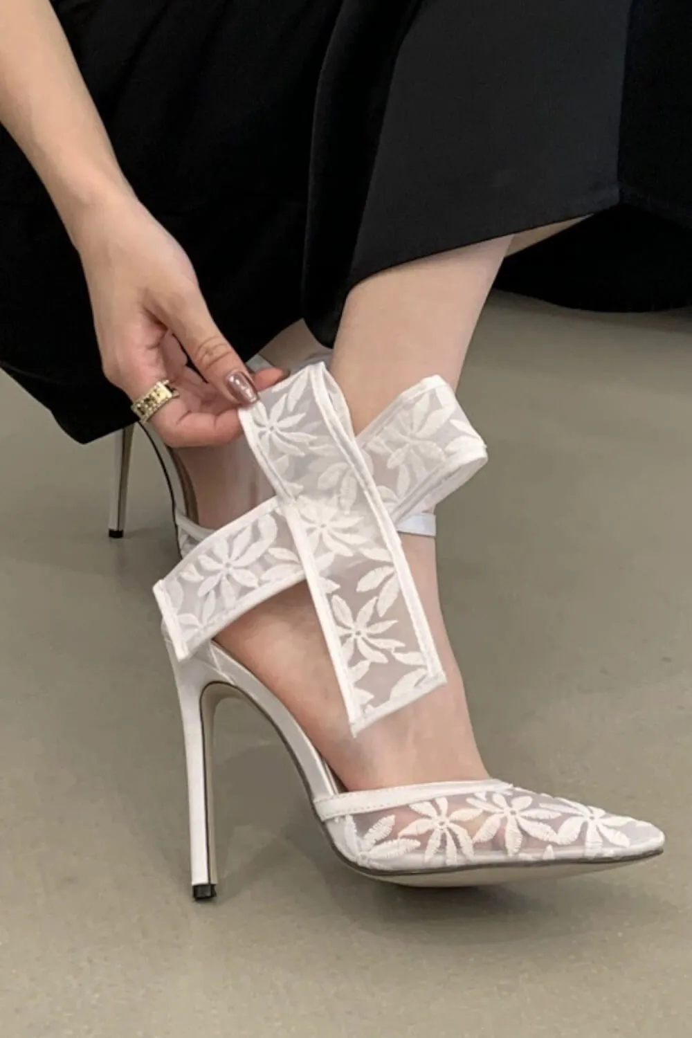 Lace Bow Detail Pointed Toe Stiletto Heel Pumps sold by Floralkini product image thumbnail 3