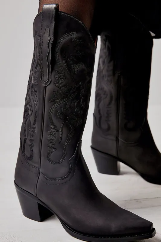Black Embroidered Detail Pointed Toe Western Inspired Mid Calf Block Heel Boots sold by Floralkini