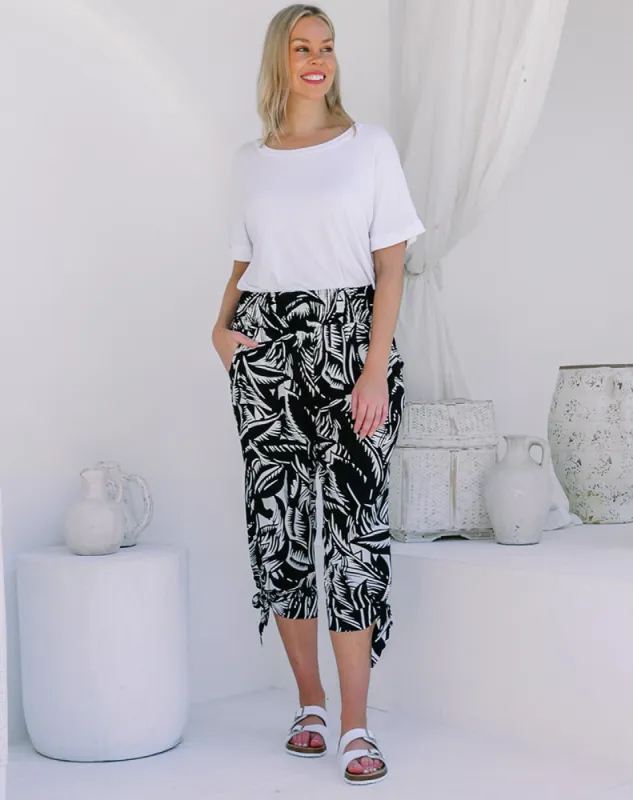 Peace Out Pants -Black/Fern sold by Freez