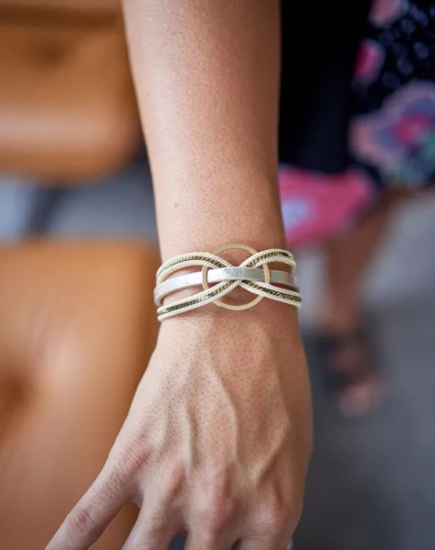 Chloe Bracelet - Gold sold by Freez