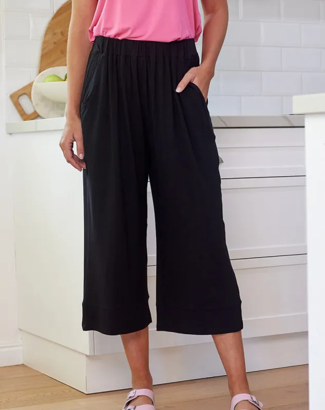 Stella Pant sold by Freez