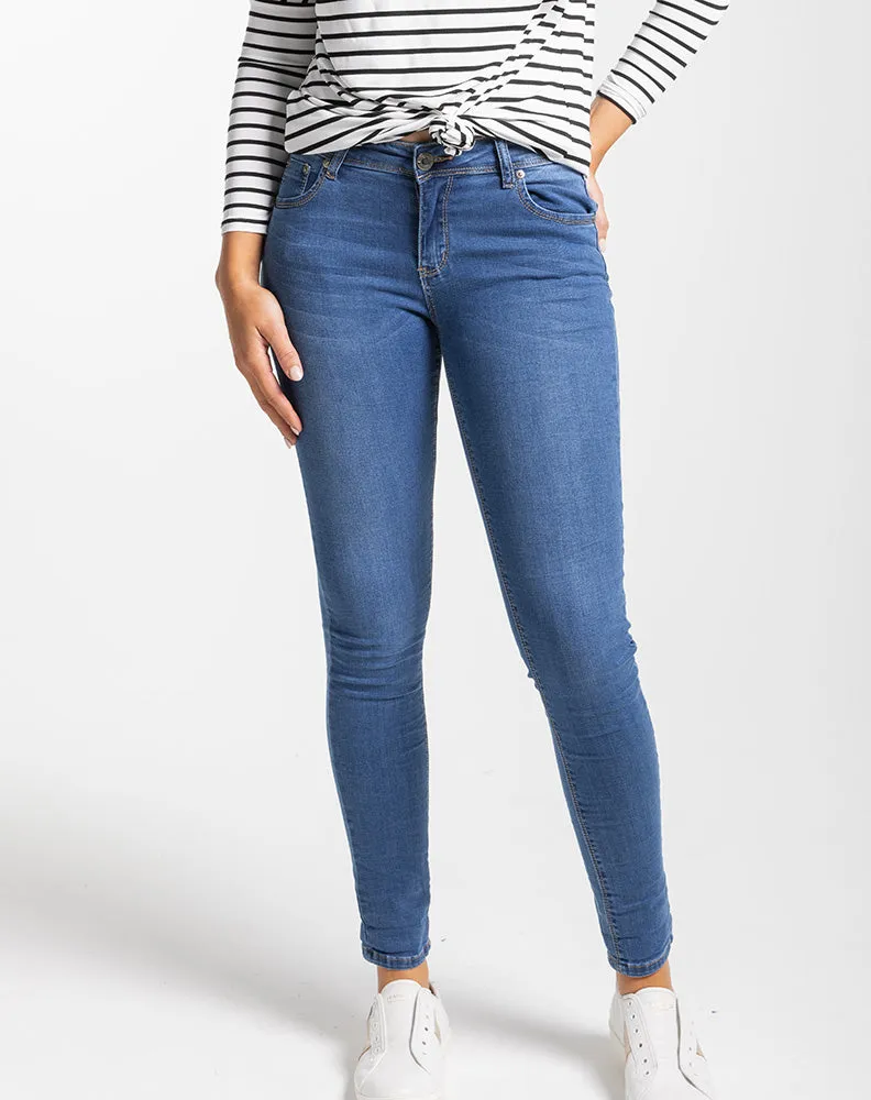 Skinny Leg Jean -Blue sold by Freez