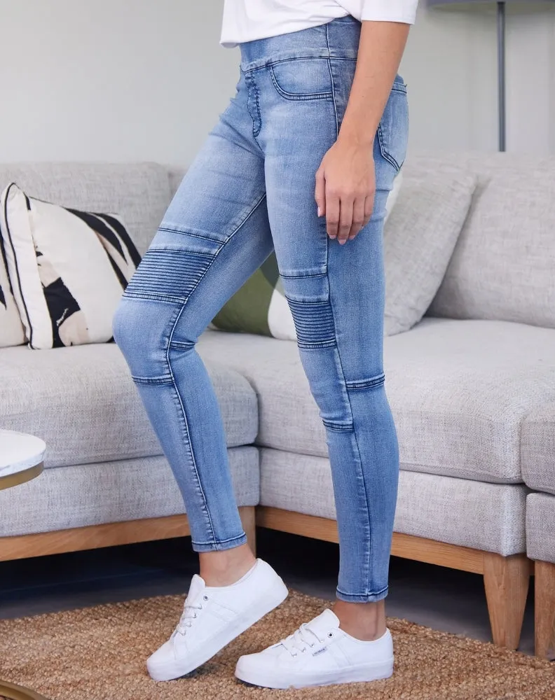 Ribbed Jean -Distressed sold by Freez product image thumbnail 4