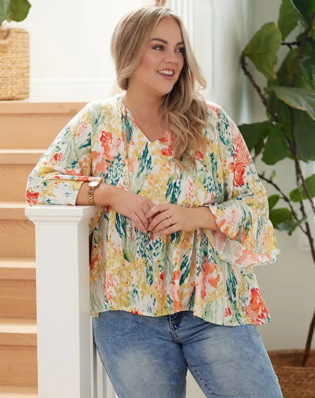 Kaylin Top - Floral sold by Freez
