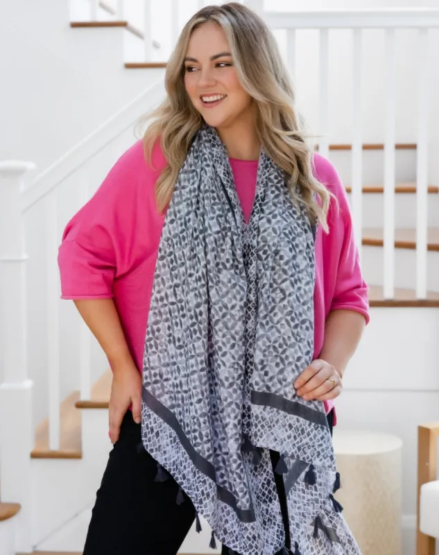 Print Scarf - Black/White Tassel sold by Freez