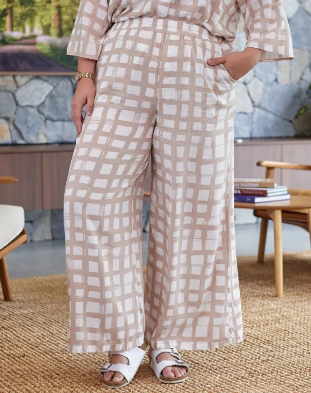 Sydney Pants - Beige sold by Freez