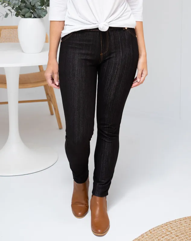 Jegging - Black sold by Freez