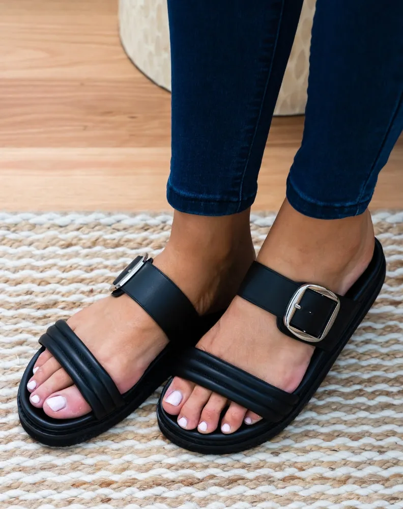 Bailey - Black sold by Freez