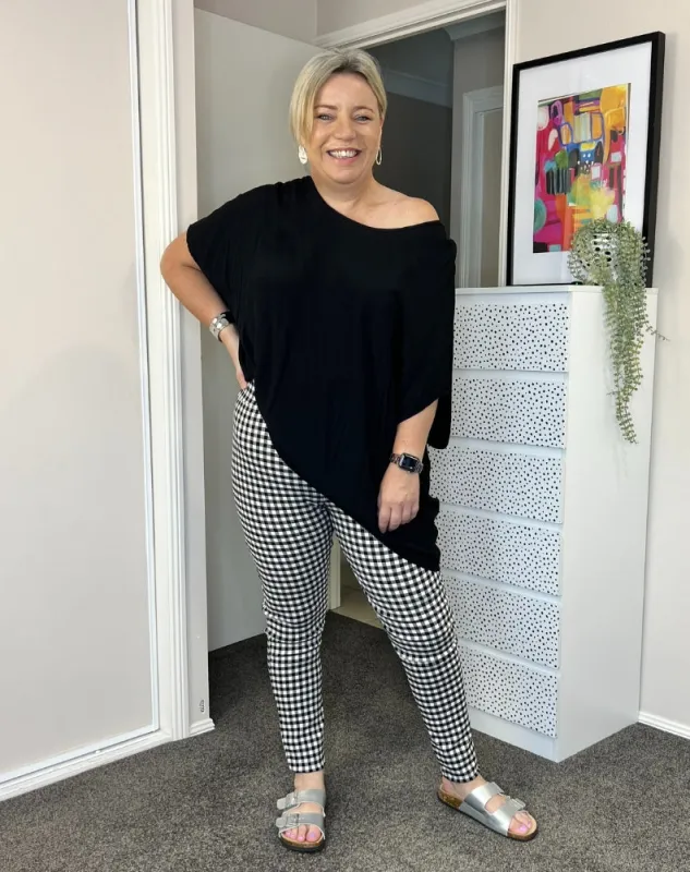 Gingham Leggings 2.0 Full Length Black & White sold by Freez
