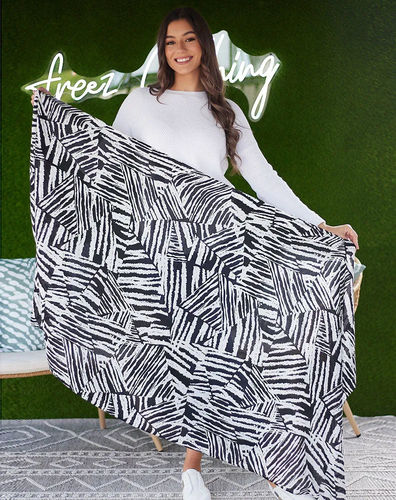 Black and White Geo Scarf sold by Freez product image thumbnail 4