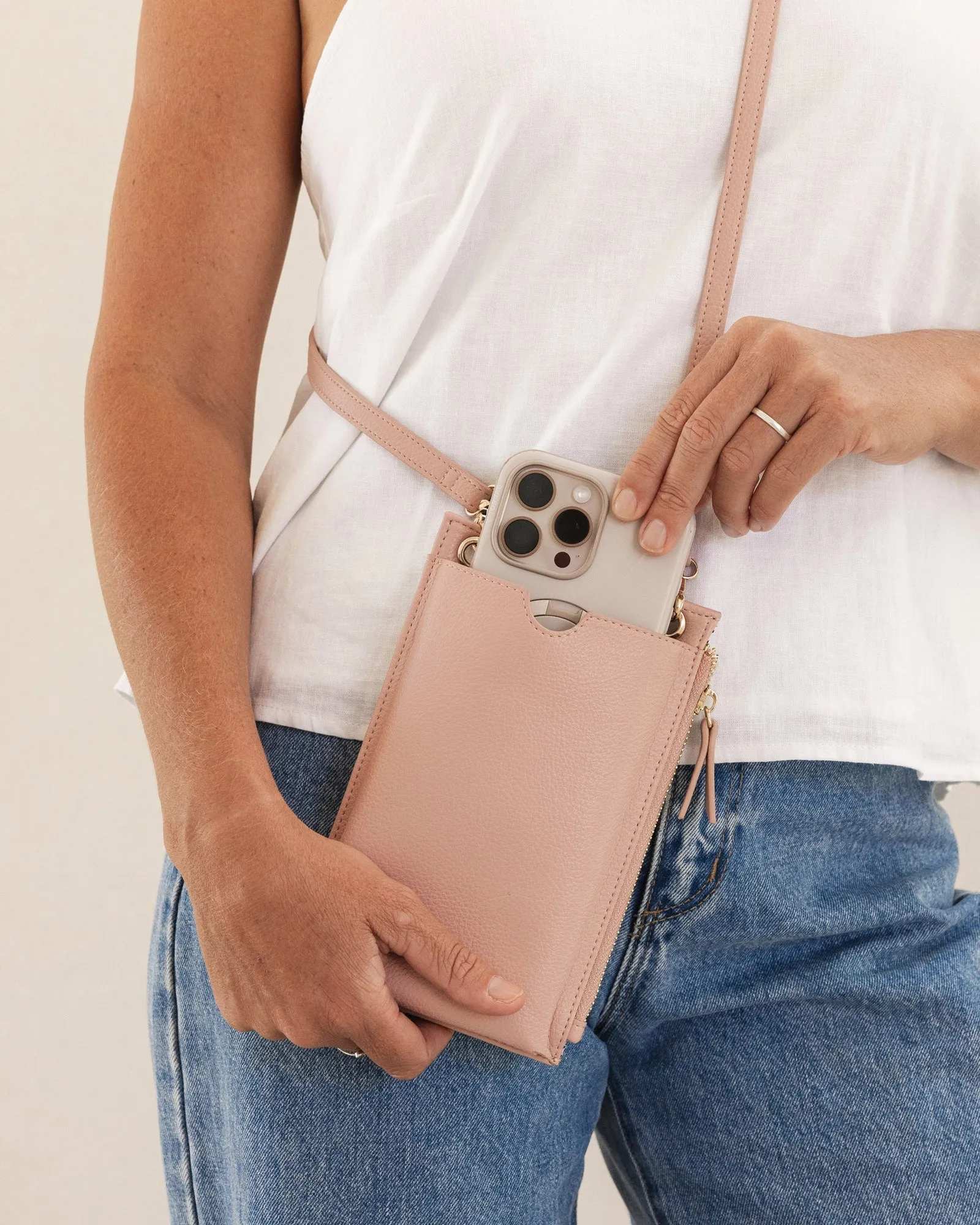 Suki Phone Bag - Dusty Pink sold by Freez product image thumbnail 2