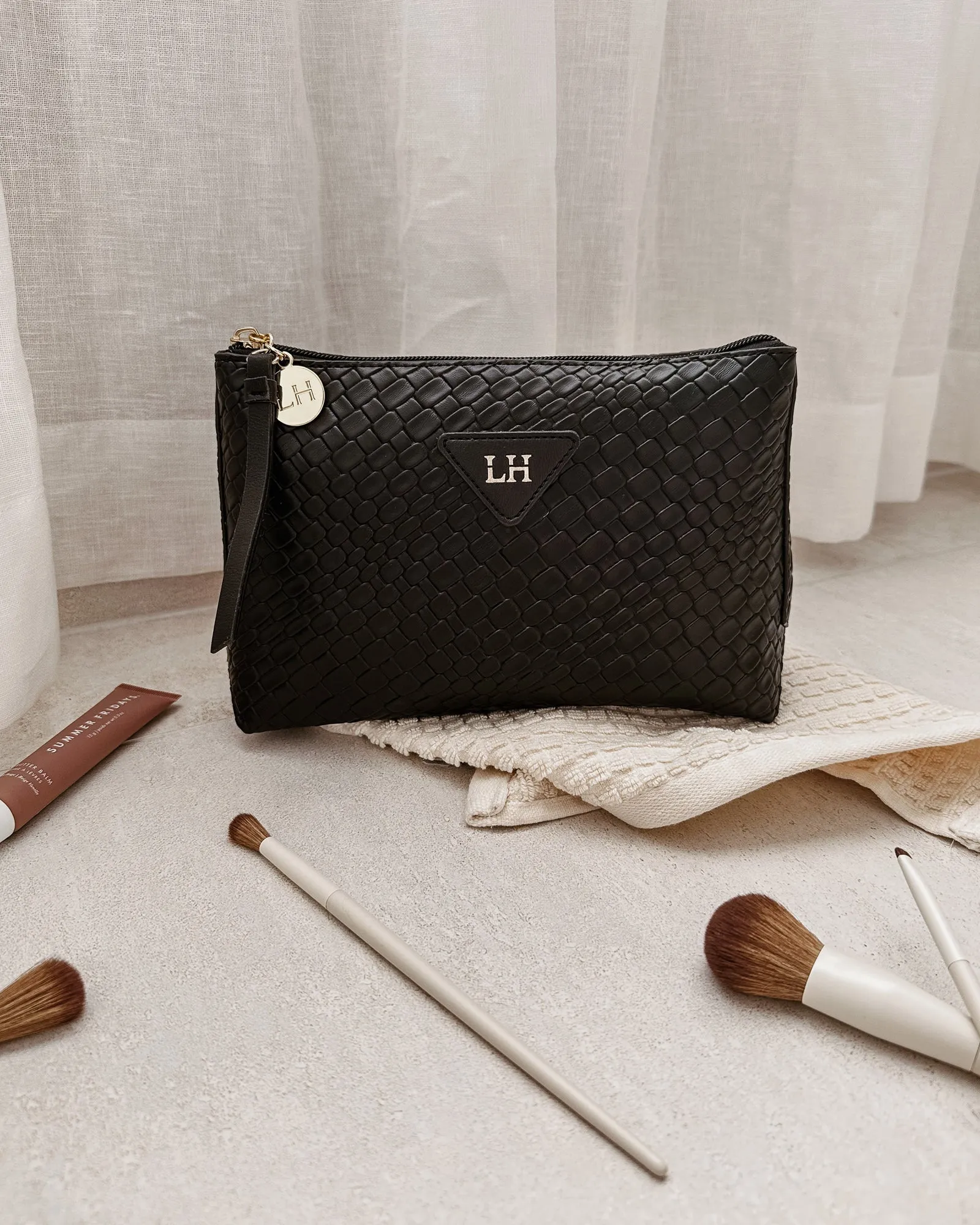 Carlo Make Up Bag - Black sold by Freez