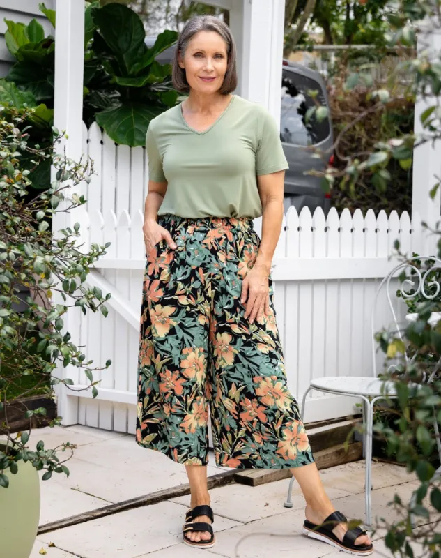 Peyton Pants | Botanic Green sold by Freez