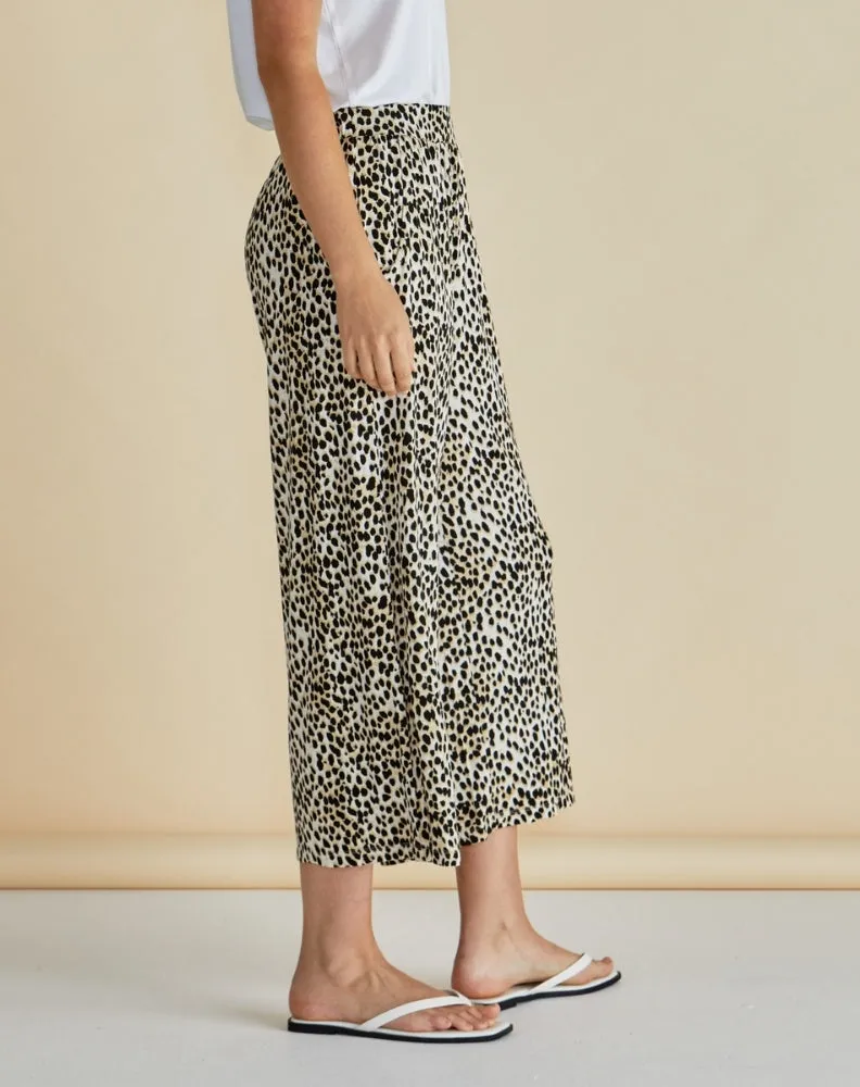 Crystal Crop Jogger - Cheetah Neutral sold by Freez product image thumbnail 3