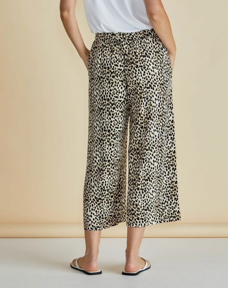 Crystal Crop Jogger - Cheetah Neutral sold by Freez product image thumbnail 4