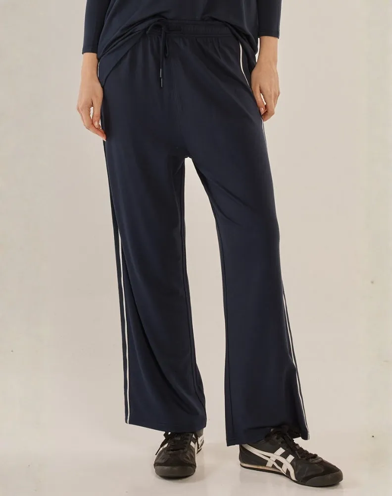 Evelyn Wide Leg Jogger - Navy sold by Freez