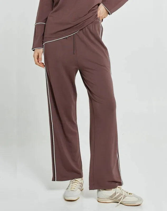 Evelyn Wide Leg Jogger - Nutmeg Brown made by Freez