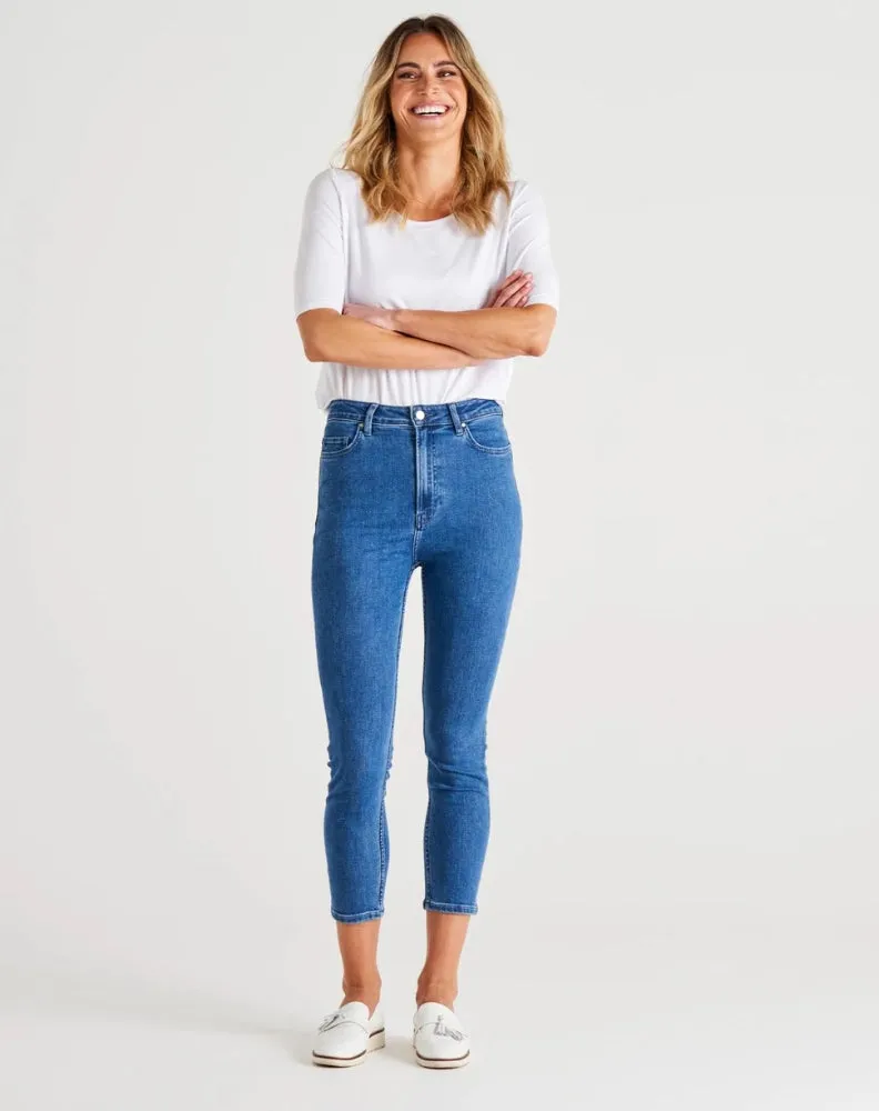 Betty Essential Jean - Vintage Blue sold by Freez product image thumbnail 4
