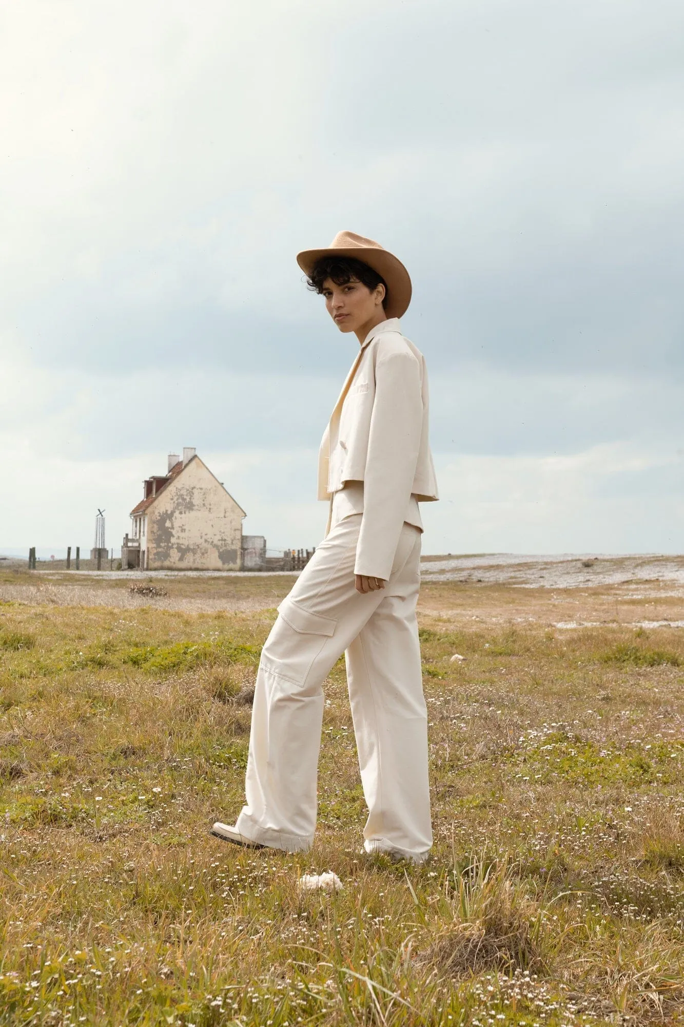 DEA - Veste blazer cropped en twill de laine stretch Oeko Tex Ecru sold by Fete Imperiale product image thumbnail 3