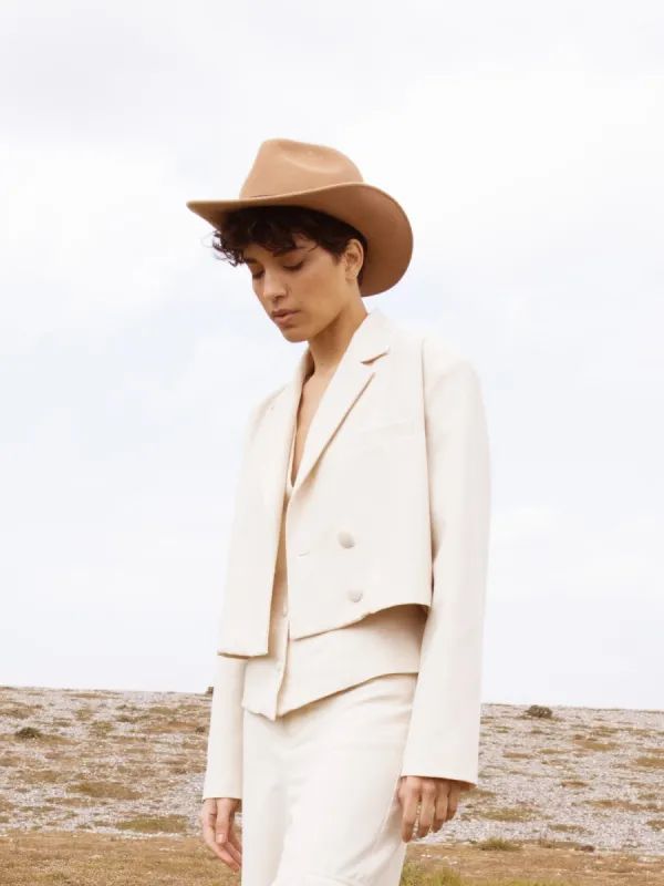 DEA - Veste blazer cropped en twill de laine stretch Oeko Tex Ecru sold by Fete Imperiale