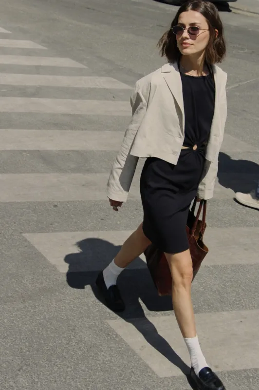 DEA - Veste blazer cropped en gabardine écrue sold by Fete Imperiale